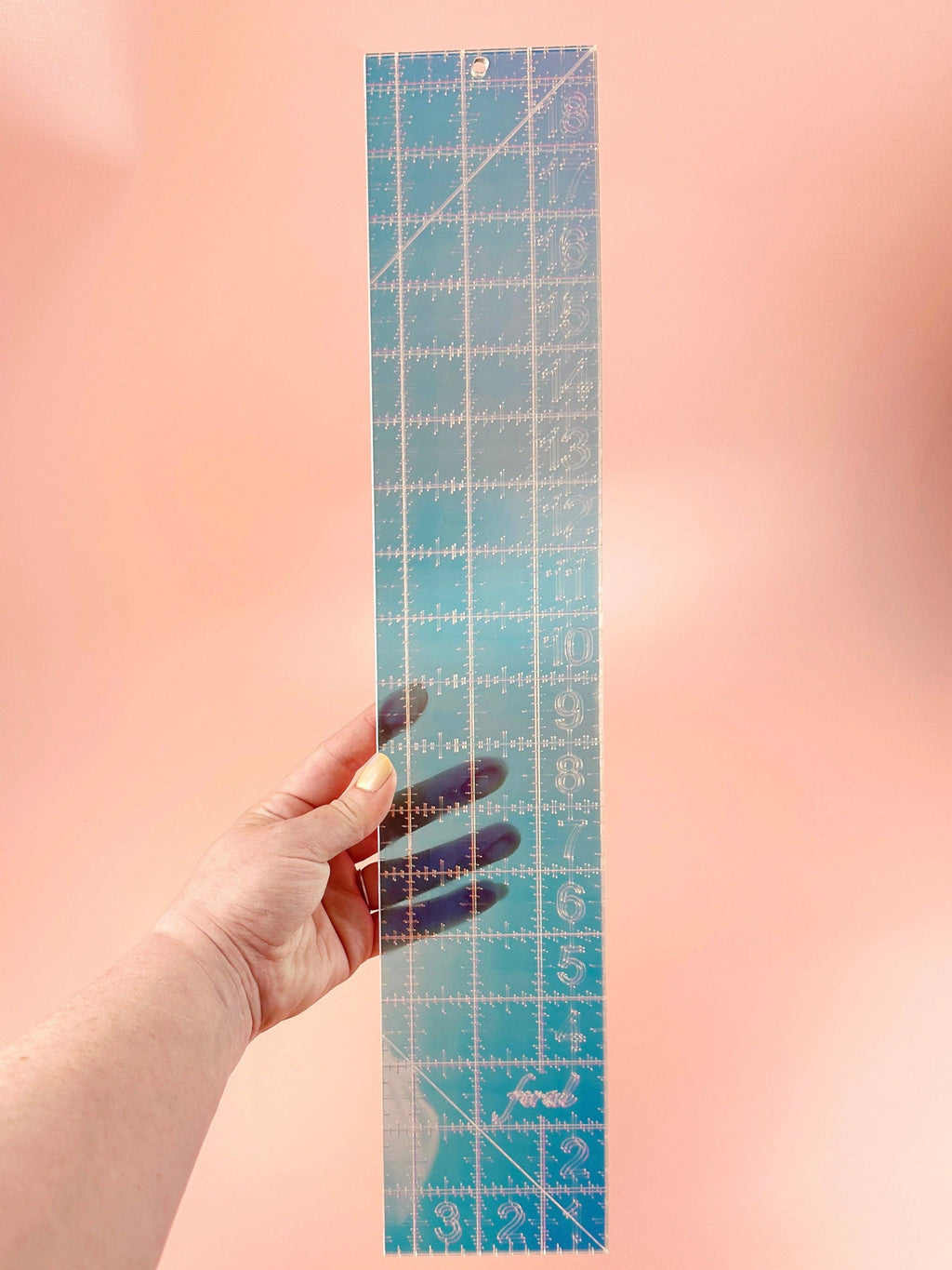 Fat Quarter Quilting Ruler: Iridescent