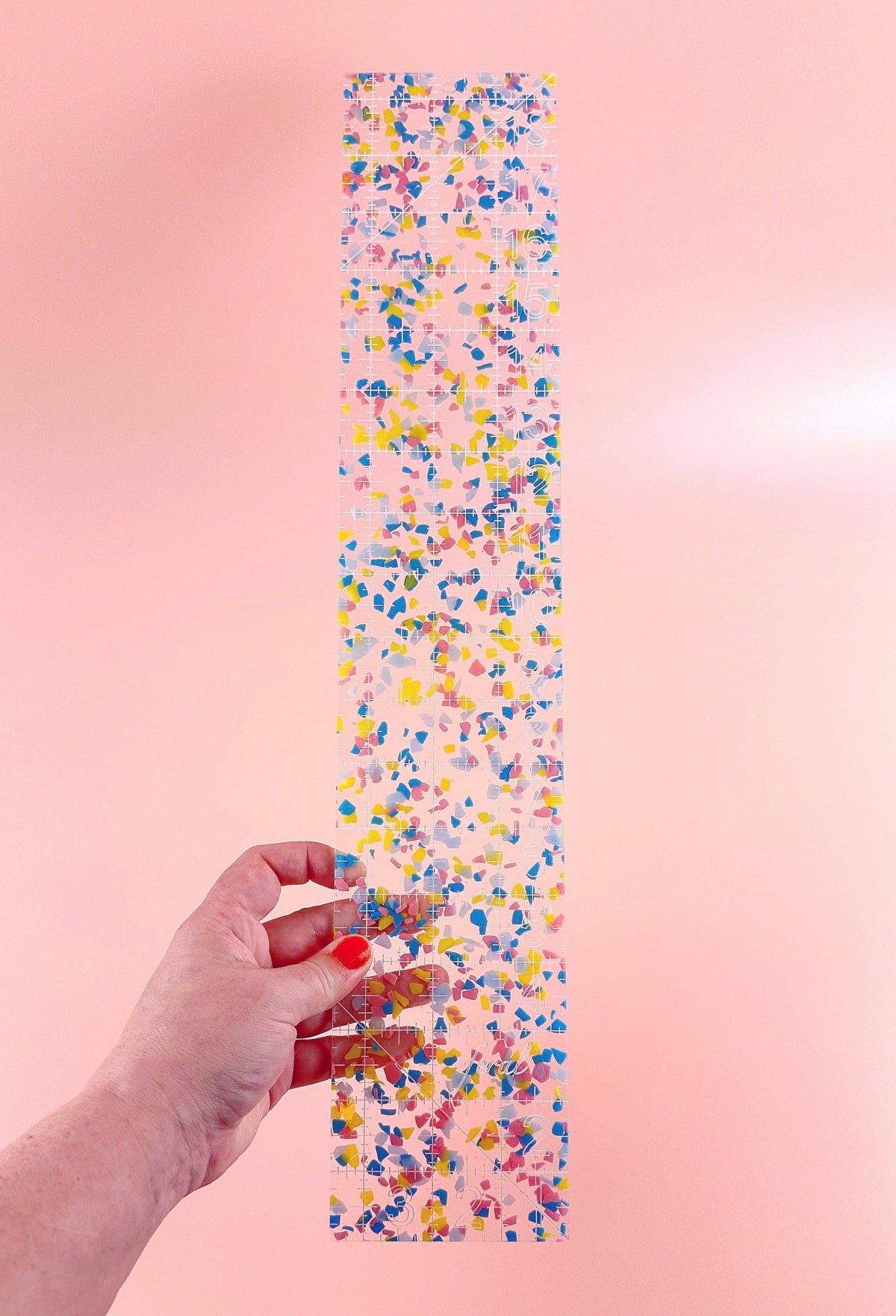 Fat Quarter Quilting Ruler: Iridescent