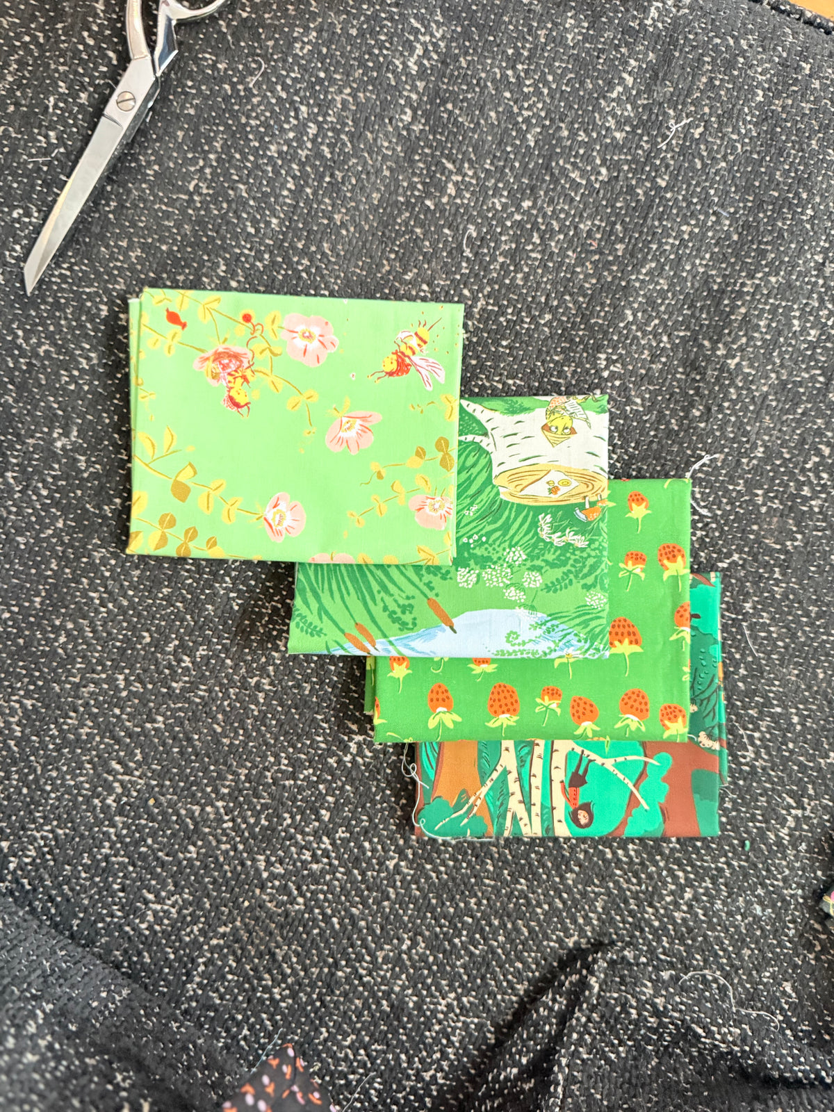Heather Ross Green FQ Bundle
