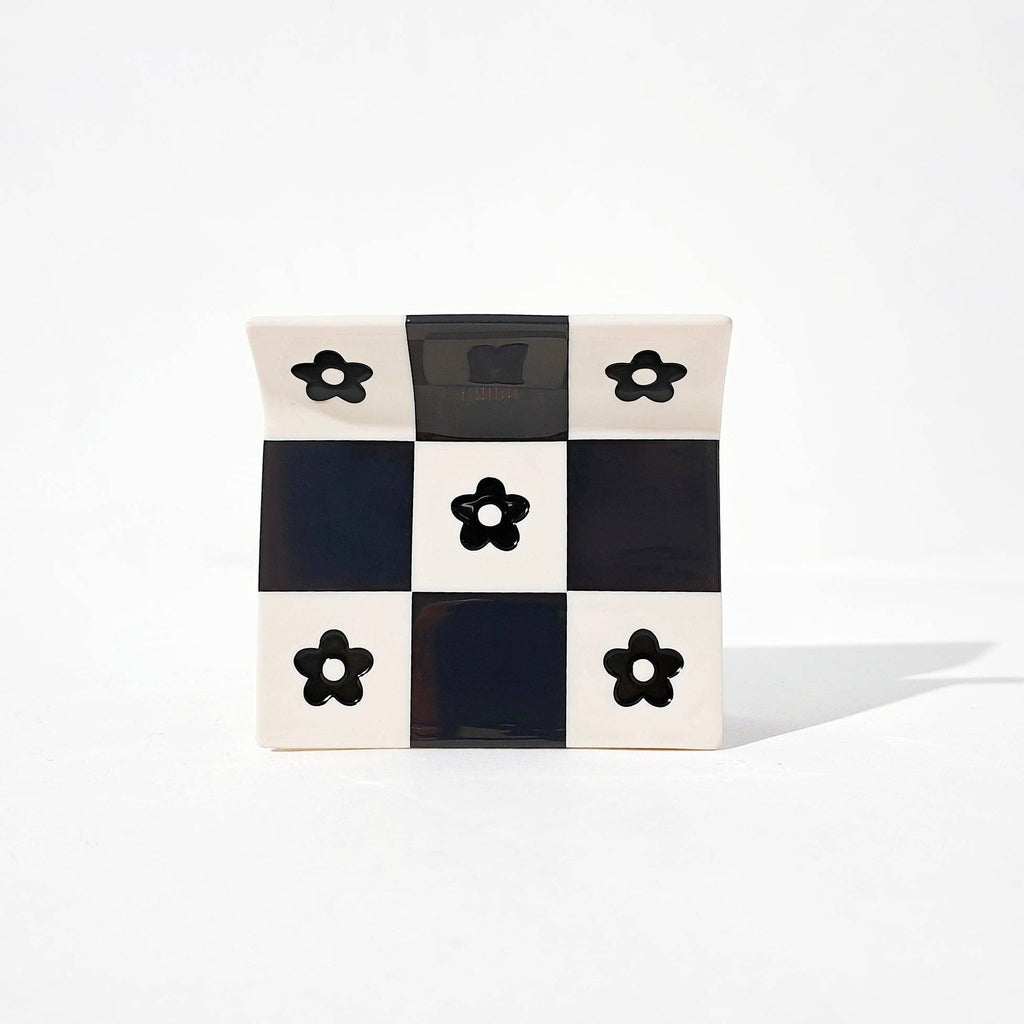 Daisy Patchwork Claw: XS